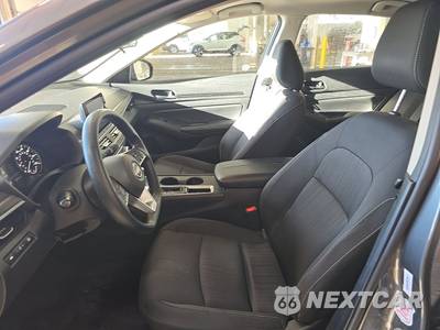 2025 Nissan Altima SV - zdjęcie 7 z 26 - miniatura