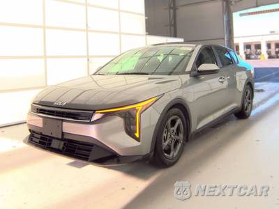 2025 Kia K4 LXS - zdjęcie 1 z 29 - miniatura