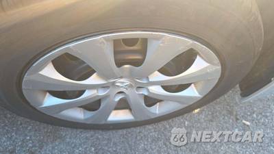 2026 Toyota Corolla LE Sedan - zdjęcie 26 z 34 - miniatura