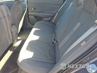 2026 Hyundai Elantra SEL Sport - zdjęcie 13 z 31 - miniatura