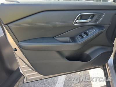 2026 Nissan Rogue Platinum - zdjęcie 9 z 23 - miniatura