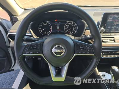 2025 Nissan Altima SV - zdjęcie 10 z 24 - miniatura