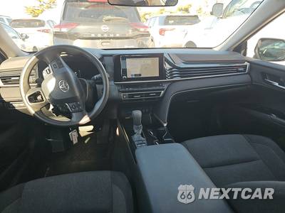 2026 Toyota Camry LE - zdjęcie 11 z 25 - miniatura