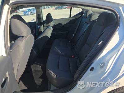 2025 Nissan Altima SV - zdjęcie 13 z 19 - miniatura