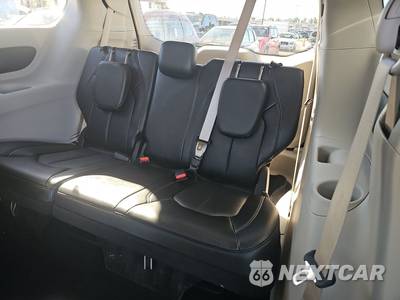 2024 Chrysler Pacifica Touring L 121.6" WB - zdjęcie 14 z 32 - miniatura