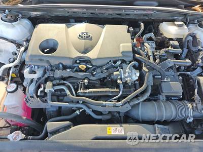 2025 Toyota Camry SE - zdjęcie 15 z 27 - miniatura