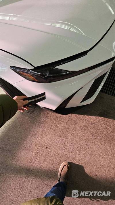 2025 Toyota Camry SE - zdjęcie 21 z 27 - miniatura