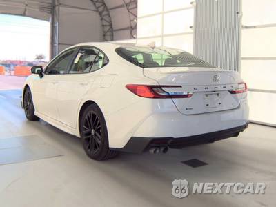 2025 Toyota Camry SE - zdjęcie 6 z 27 - miniatura