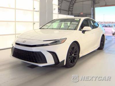 2025 Toyota Camry SE - zdjęcie 1 z 27 - miniatura