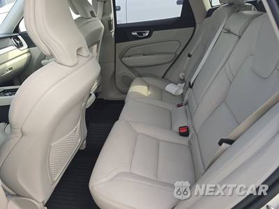 2026 Volvo XC60 B5 Ultra - zdjęcie 13 z 25 - miniatura