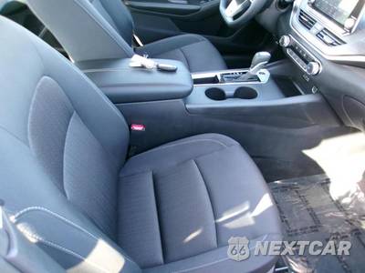 2025 Nissan Altima SV - zdjęcie 18 z 25 - miniatura