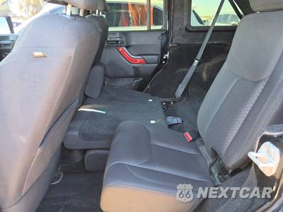 2013 Jeep Wrangler Unlimited Sport - zdjęcie 13 z 31 - miniatura