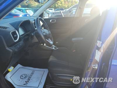 2025 Hyundai Venue SEL - zdjęcie 7 z 25 - miniatura