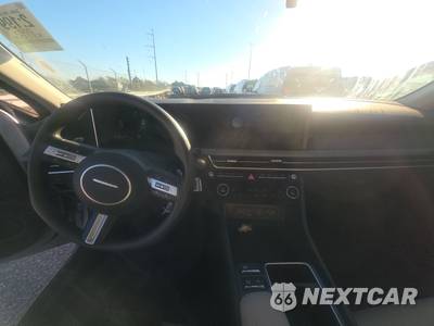 2025 Hyundai Sonata SEL - zdjęcie 11 z 27 - miniatura