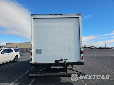 2012 Isuzu NPR HD Base Low Tilt - zdjęcie 5 z 32 - miniatura