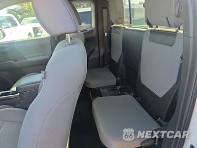 2023 Toyota Tacoma SR Extended Cab Long Bed w/Rear Doors - zdjęcie 16 z 21 - miniatura