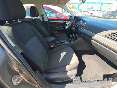 2019 Volkswagen Jetta S - zdjęcie 8 z 17 - miniatura