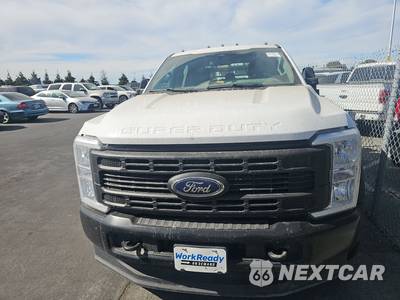 2025 Ford Super Duty F-550 Cab Chassis XL Crew Cab DRW - zdjęcie 2 z 19 - miniatura