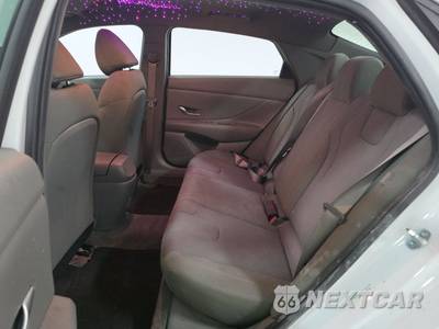 2025 Hyundai Elantra SE - zdjęcie 13 z 32 - miniatura
