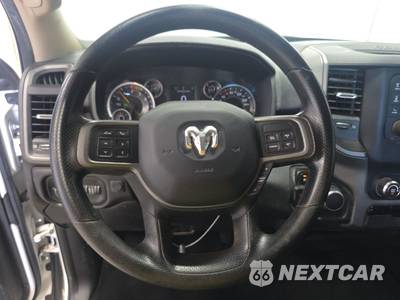 2019 Ram 3500 Tradesman Crew Cab Long Bed DRW - zdjęcie 10 z 46 - miniatura