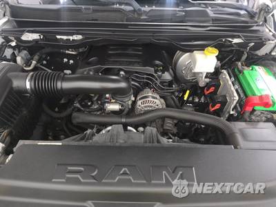 2019 Ram 1500 Tradesman Crew Cab Short Bed - zdjęcie 15 z 28 - miniatura