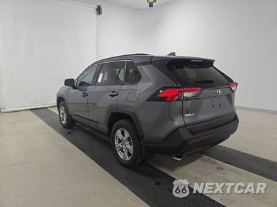2025 Toyota RAV4 XLE - zdjęcie 6 z 24 - miniatura