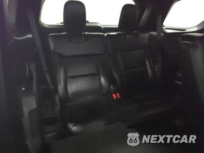 2023 Ford Explorer ST - zdjęcie 14 z 35 - miniatura