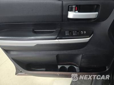 2021 Toyota Tundra SR5 Crew Cab Short Bed - zdjęcie 9 z 33 - miniatura