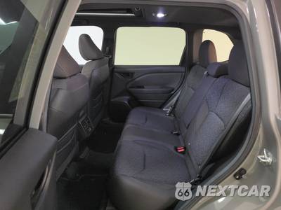 2026 Subaru Forester Premium - zdjęcie 13 z 20 - miniatura