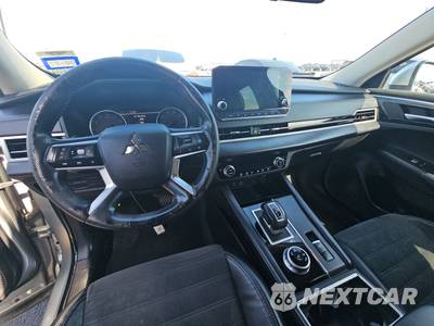 2022 Mitsubishi Outlander SE - zdjęcie 11 z 26 - miniatura