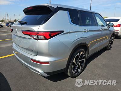 2022 Mitsubishi Outlander SE - zdjęcie 4 z 26 - miniatura