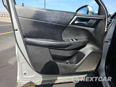 2022 Mitsubishi Outlander SE - zdjęcie 9 z 26 - miniatura