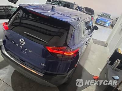 2021 Nissan Rogue SV - zdjęcie 4 z 18 - miniatura