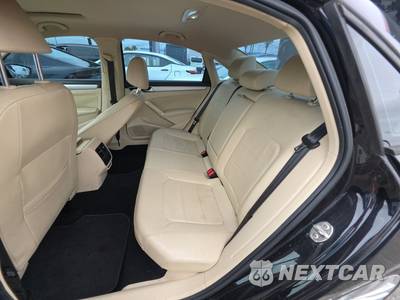 2019 Volkswagen Passat Wolfsburg - zdjęcie 13 z 18 - miniatura