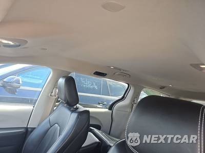 2023 Chrysler Pacifica Hybrid Touring L 121.6" WB - zdjęcie 21 z 26 - miniatura