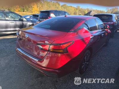 2020 Nissan Altima SL - zdjęcie 4 z 21 - miniatura