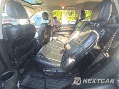 2019 Nissan Pathfinder SL - zdjęcie 13 z 51 - miniatura
