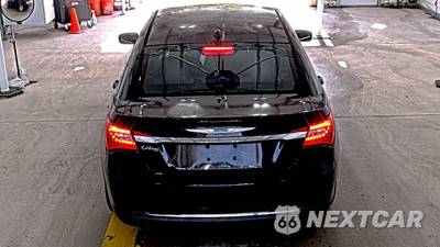 2014 Chrysler 200 Touring Sedan - zdjęcie 5 z 33 - miniatura