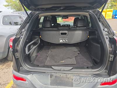 2014 Jeep Cherokee Limited - zdjęcie 16 z 36 - miniatura