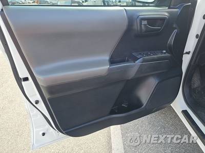 2017 Toyota Tacoma SR Crew Cab Medium Bed - zdjęcie 9 z 27 - miniatura