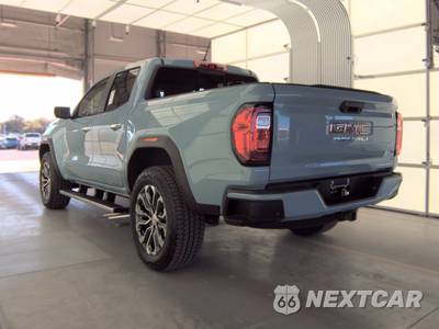 2026 GMC Canyon Denali Crew Cab Medium Bed 5SB - zdjęcie 6 z 19 - miniatura