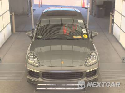 2018 Porsche Cayenne - zdjęcie 2 z 22 - miniatura