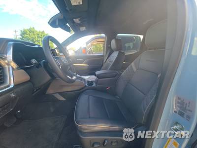 2026 GMC Canyon Denali Crew Cab Medium Bed 5SB - zdjęcie 7 z 19 - miniatura