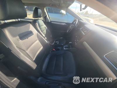 2013 Volkswagen Jetta SE Sedan w/Convenience - zdjęcie 8 z 27 - miniatura