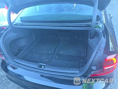 2025 Volvo S60 B5 Plus Dark - zdjęcie 19 z 21 - miniatura