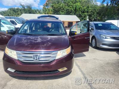 2011 Honda Odyssey Touring 118.1" WB - zdjęcie 3 z 50 - miniatura