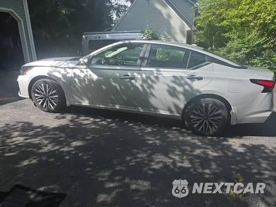 2023 Nissan Altima SV - zdjęcie 5 z 31 - miniatura