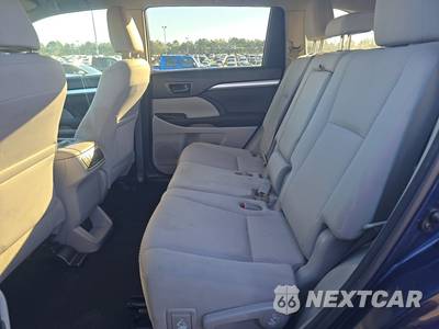 2016 Toyota Highlander LE - zdjęcie 13 z 35 - miniatura