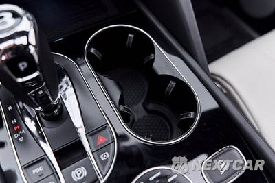 2022 Bentley Bentayga V8 - zdjęcie 82 z 95 - miniatura
