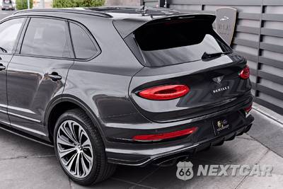 2022 Bentley Bentayga V8 - zdjęcie 8 z 95 - miniatura